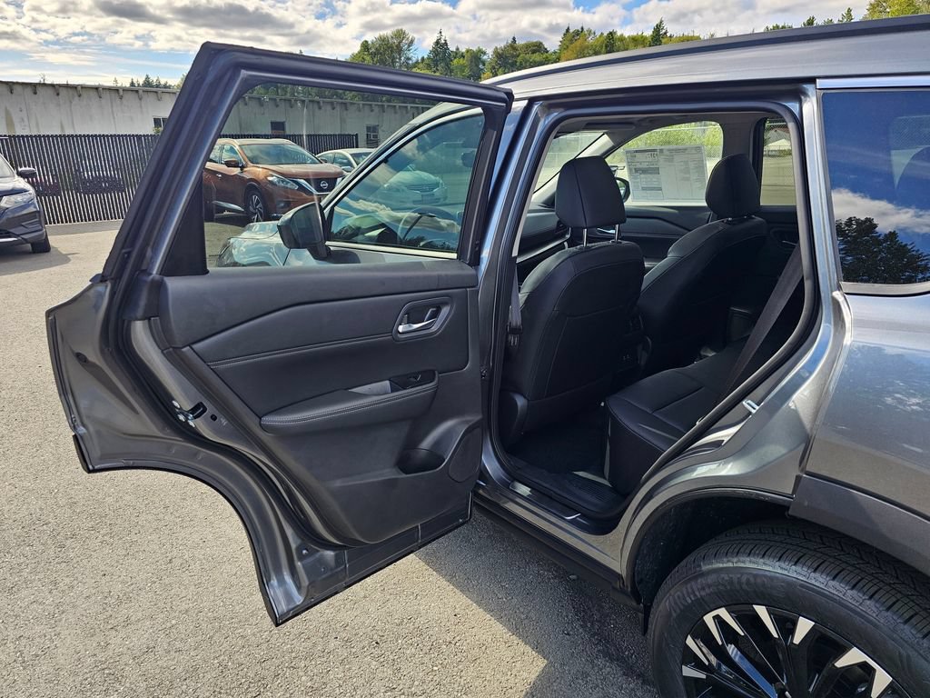 New 2026 Nissan Rogue Dark Armor AWD/4WD image 20