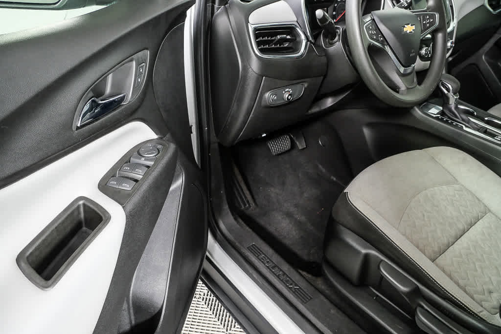 Used 2022 Chevrolet Equinox LS image 7