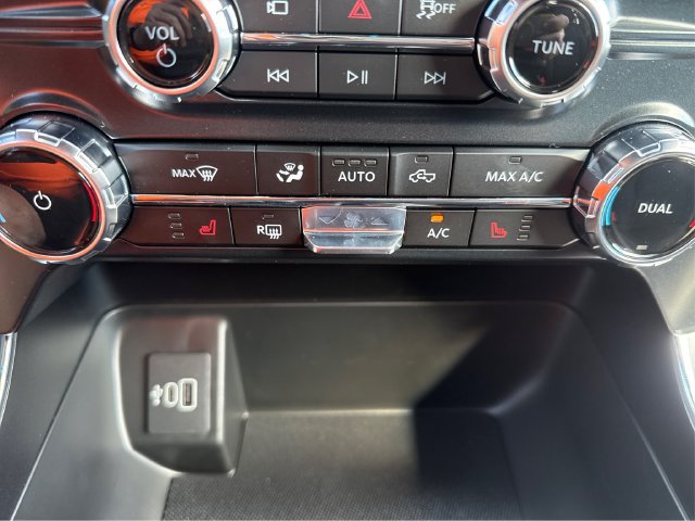 New 2026 Ford F150 XLT w/ Equipment Group 302A MID AWD/4WD image 31