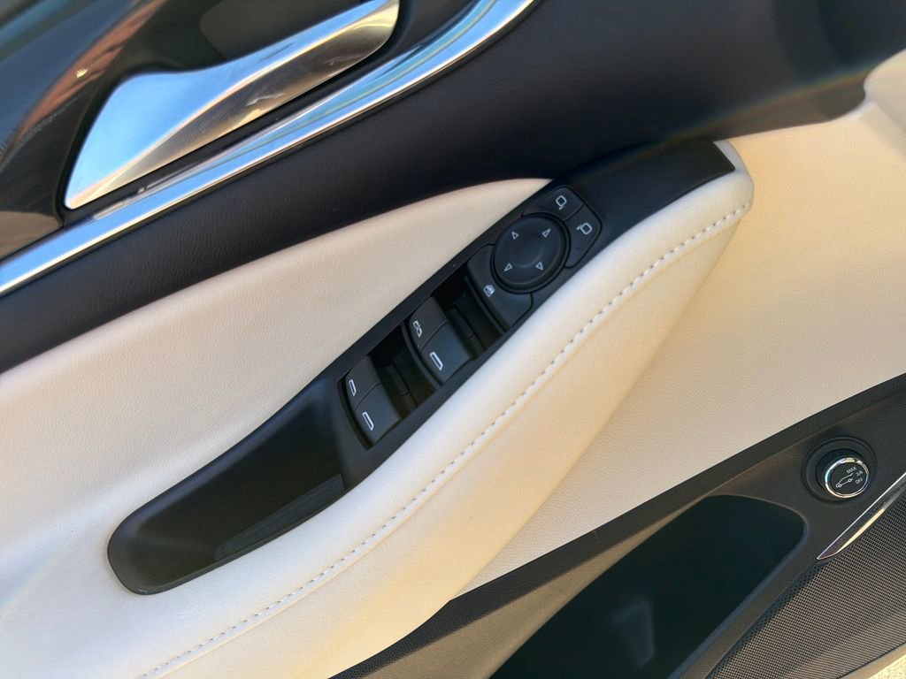 Used 2023 Buick Enclave Essence w/ LPO, Floor Liner Package image 20