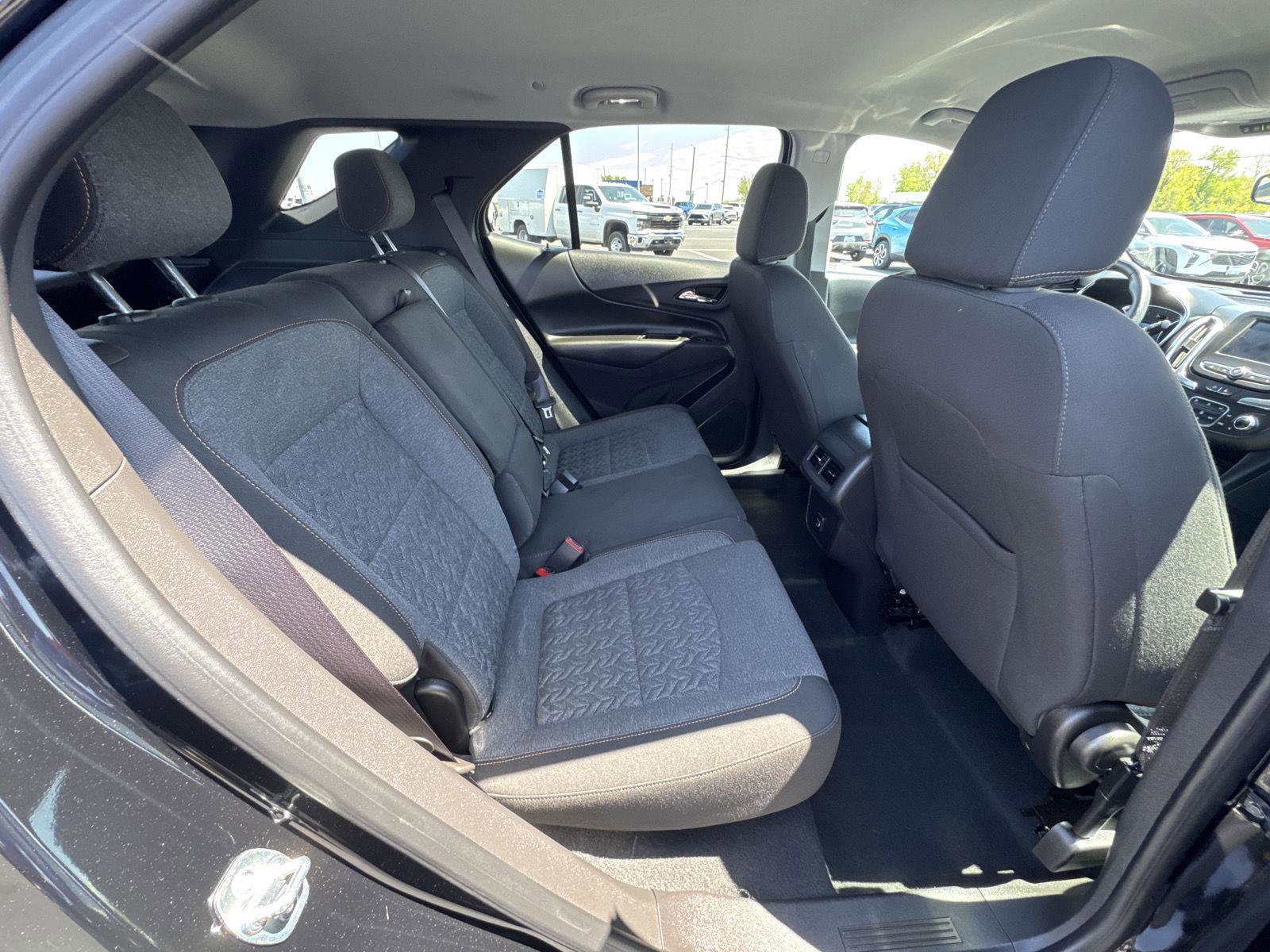 Used 2024 Chevrolet Equinox LT w/ LPO, Floor Liner Package FWD image 16