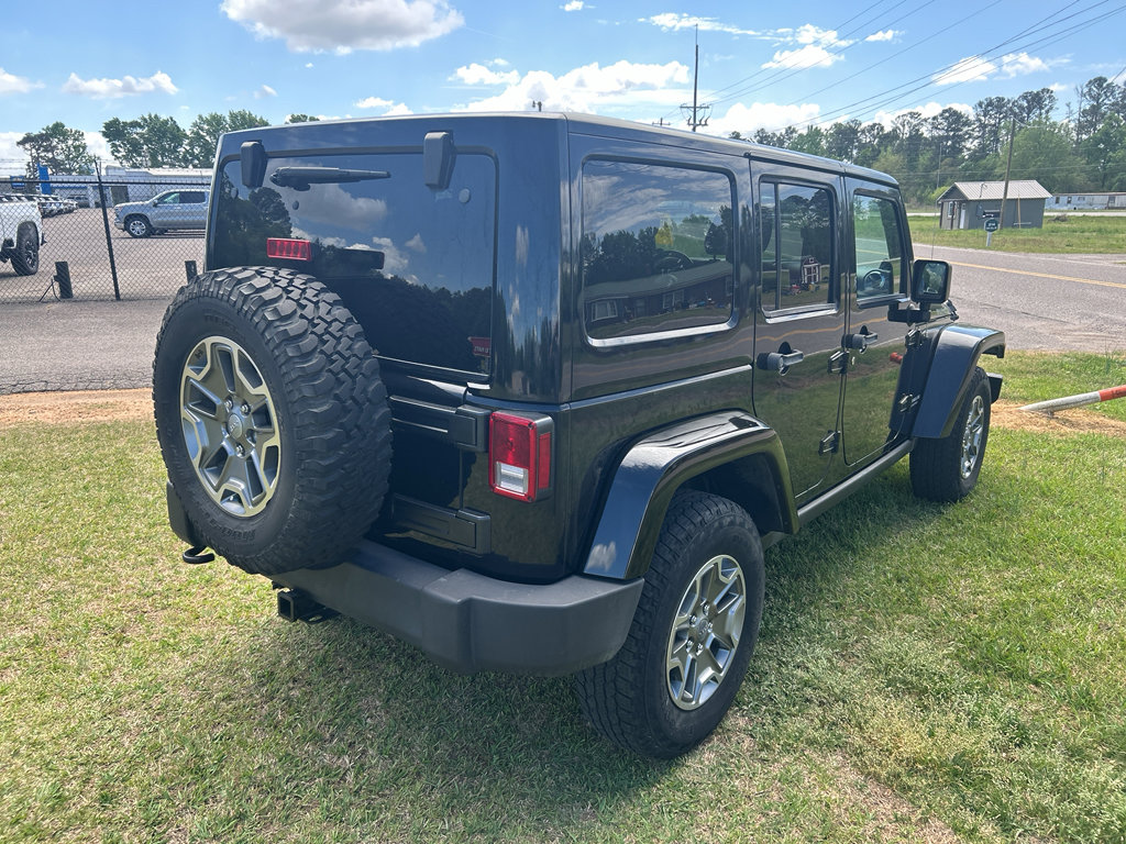 Used 2014 Jeep Wrangler Unlimited Rubicon w/ Connectivity Group image 7