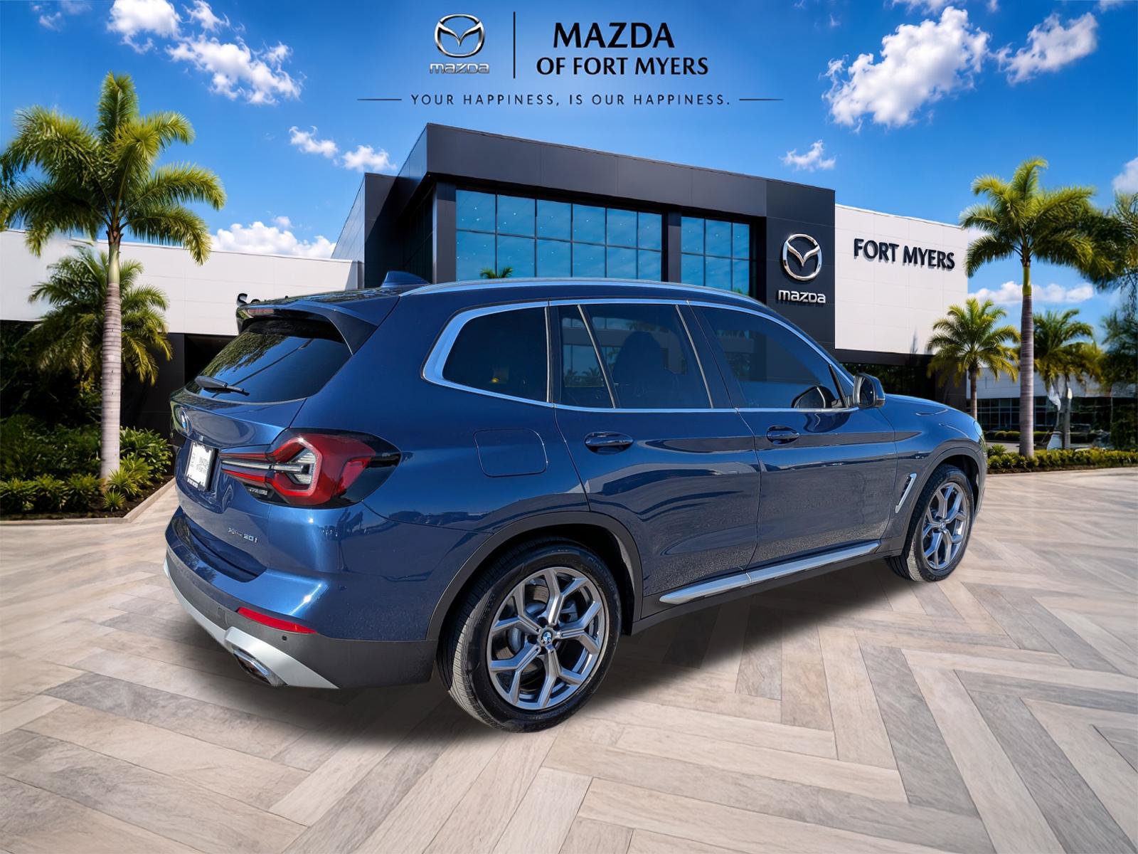 Used 2022 BMW X3 xDrive30i w/ Premium Package AWD/4WD image 4