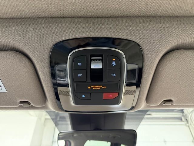 Used 2023 Hyundai Santa Fe Limited w/ Cargo Package image 24
