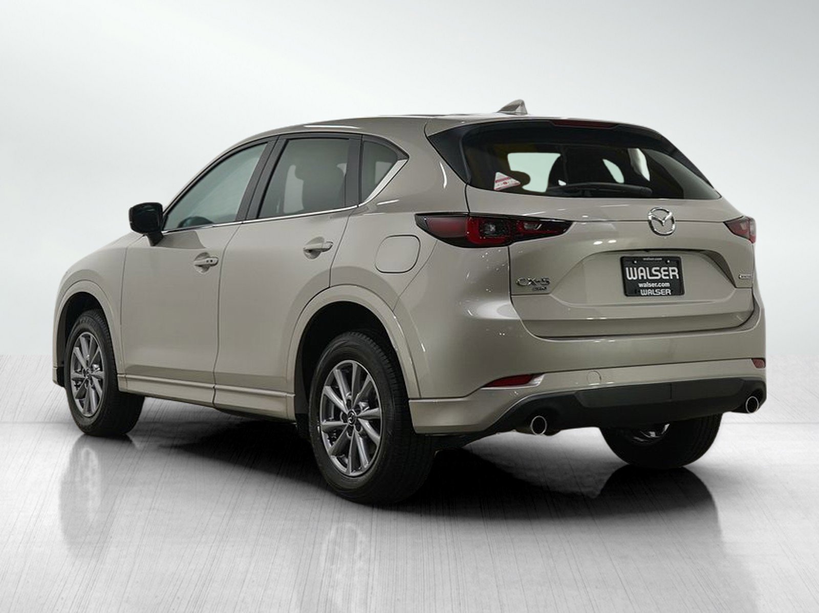 Used 2024 MAZDA CX-5 AWD 2.5 S w/ Preferred Package image 3