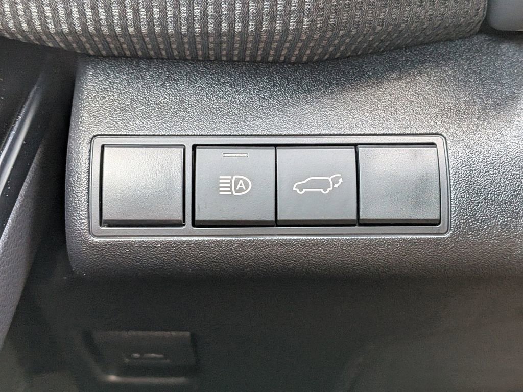 Used 2023 Subaru Solterra AWD image 28