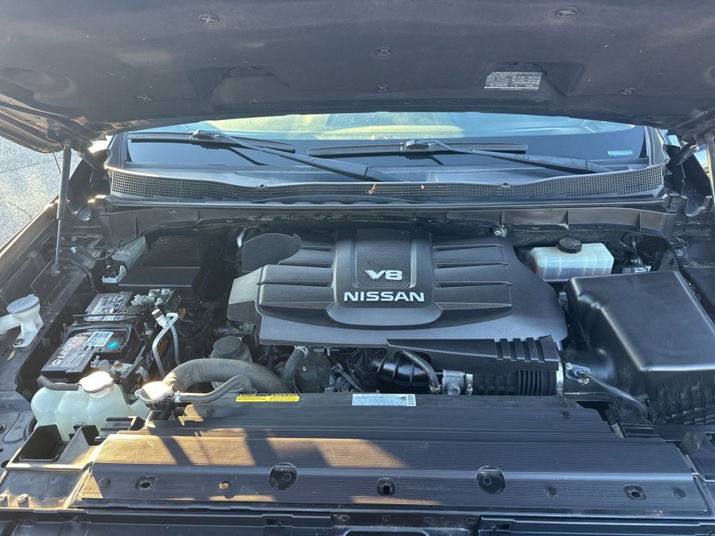 Used 2019 Nissan Titan SV w/ SV Convenience Package image 28