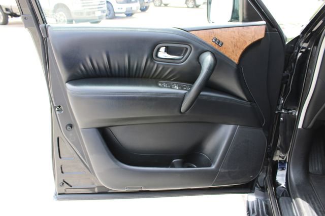 Used 2021 Nissan Armada SL w/ Captain's Chairs Package RWD image 13