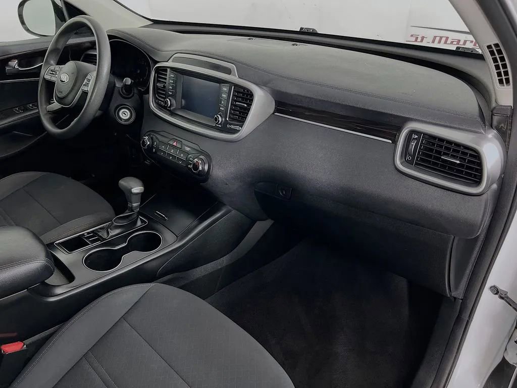 Used 2019 Kia Sorento L image 28