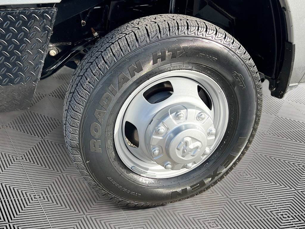 Used 2024 RAM 3500 Tradesman w/ Bed Utility Group image 28