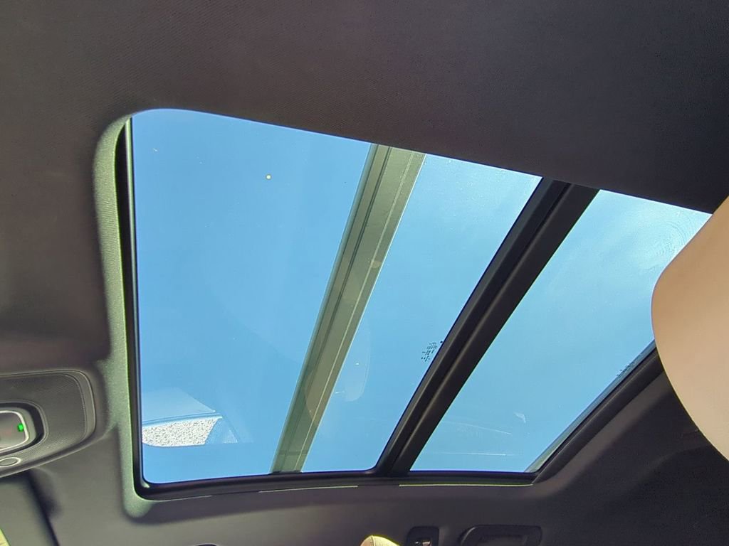 Used 2021 Audi Q8 Prestige w/ Prestige Package image 20