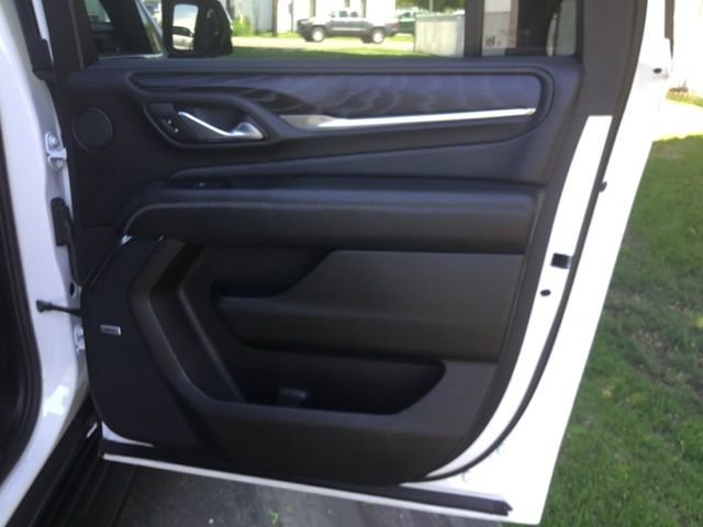 Used 2024 GMC Yukon XL Denali AWD/4WD image 27