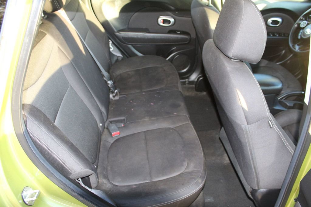 Used 2017 Kia Soul w/ Convenience Package image 17