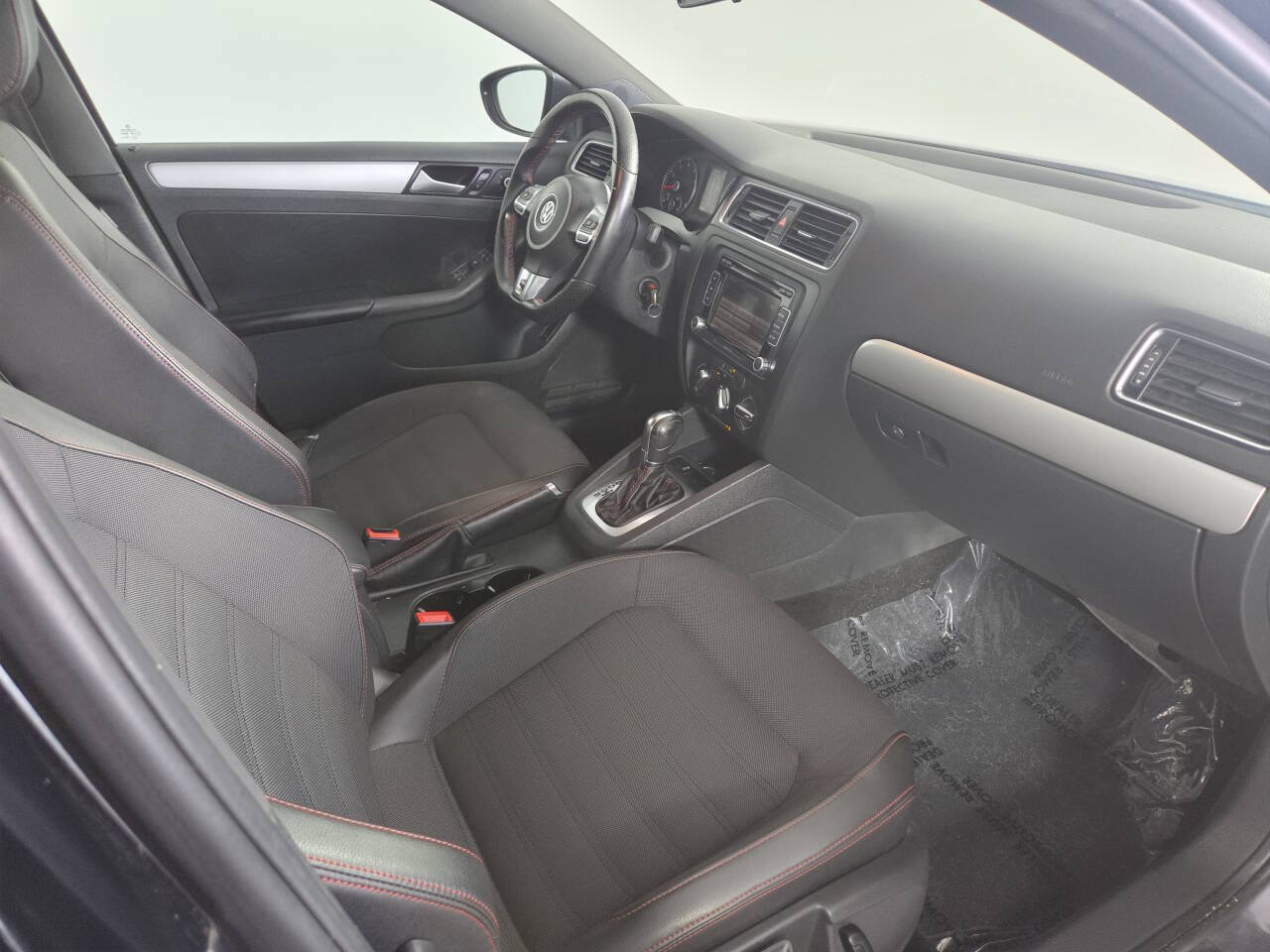 Used 2014 Volkswagen Jetta GLI FWD image 30