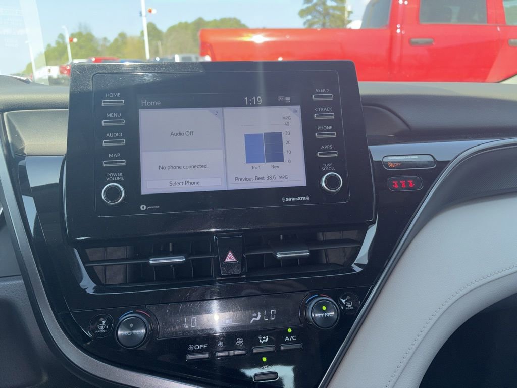 Used 2023 Toyota Camry LE image 9