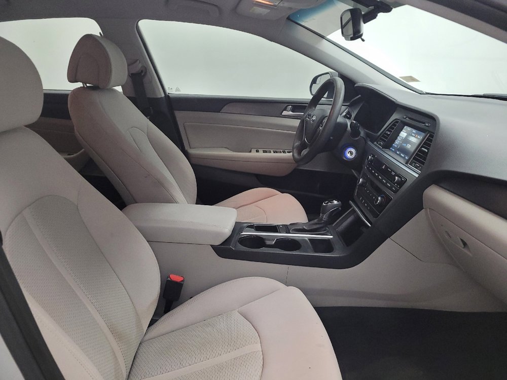 Used 2016 Hyundai Sonata Sport image 21