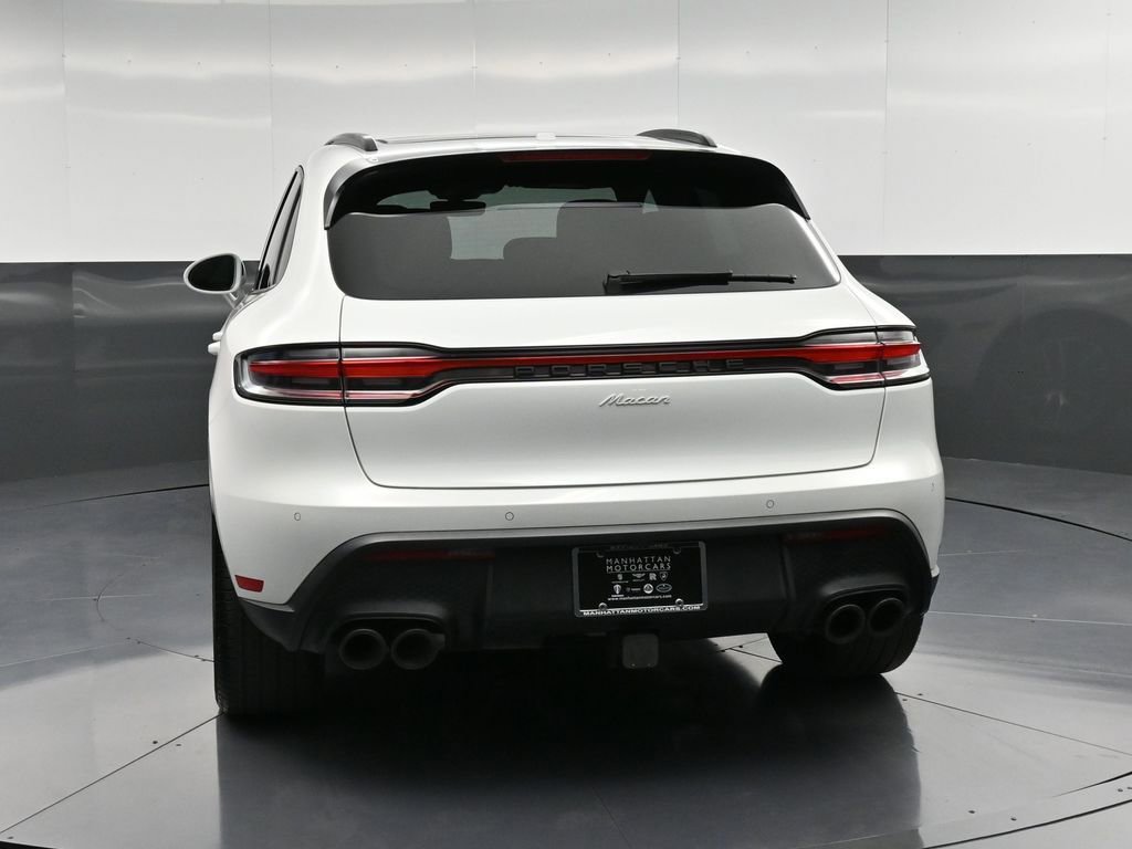 Certified 2023 Porsche Macan Turbo image 7