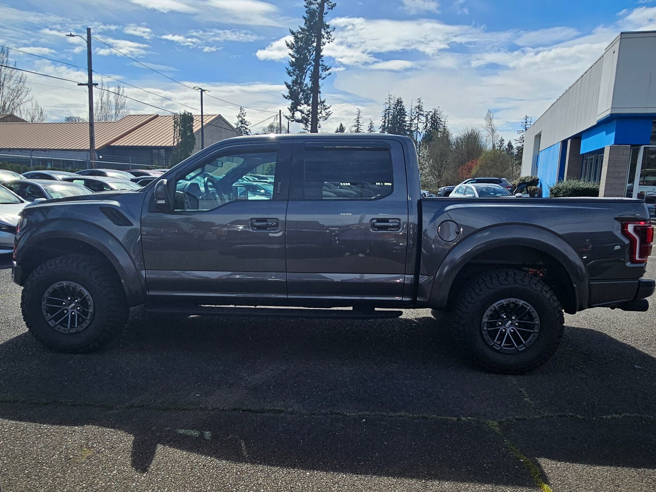 Used 2020 Ford F150 Raptor w/ Equipment Group 802A Luxury image 2