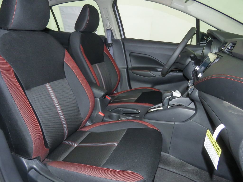 New 2025 Nissan Versa SR w/ Trunk Package FWD image 11