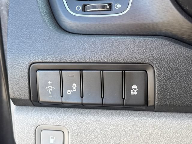 Used 2019 Kia Sedona EX FWD image 26
