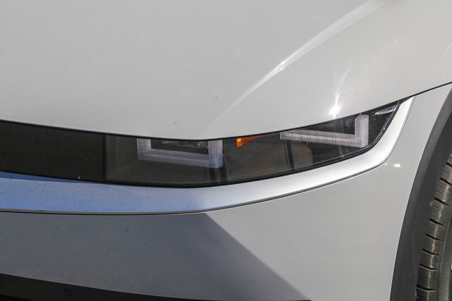 Used 2024 Hyundai Ioniq 5 SEL RWD image 8