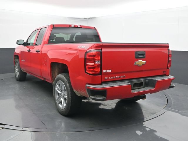 Used 2017 Chevrolet Silverado 1500 Custom w/ Custom Convenience Package AWD/4WD image 11