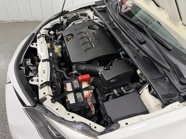 Used 2017 Toyota Corolla SE w/ Carpet Mat Package (TMS) FWD image 24