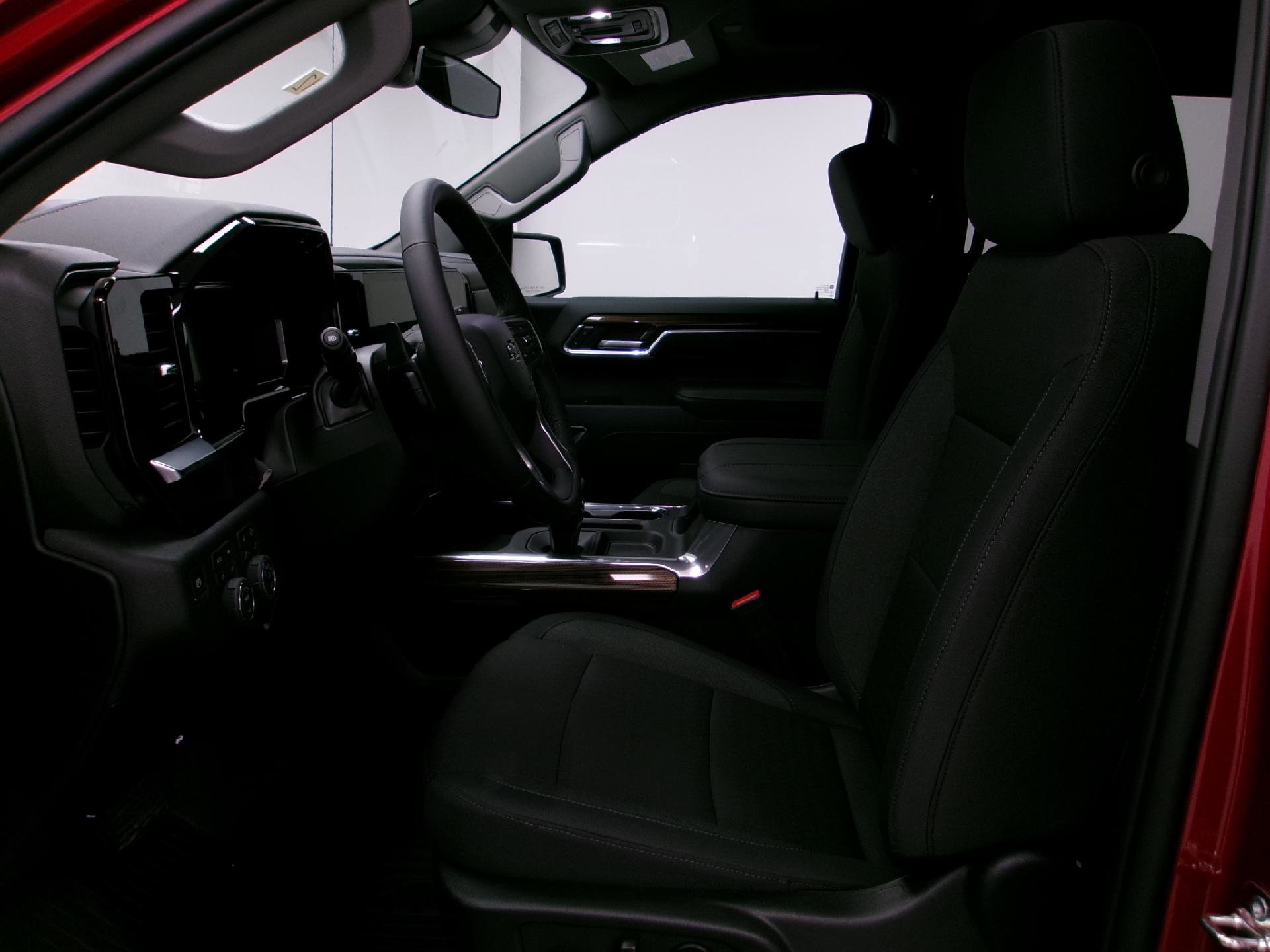 New 2026 Chevrolet Silverado 1500 RST image 8