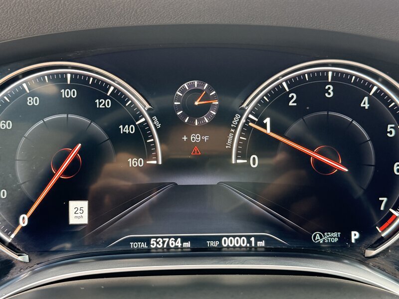 Used 2019 BMW 740i w/ M Sport Package RWD image 14