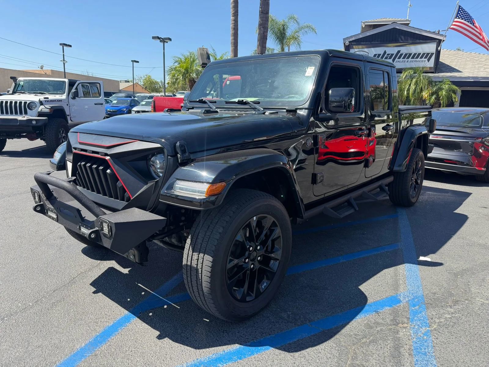 Used 2023 Jeep Gladiator Overland AWD/4WD image 3