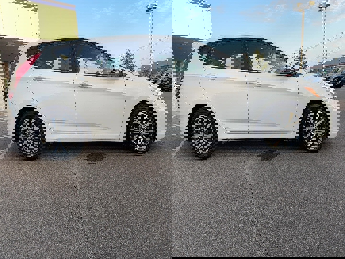 Used 2016 Hyundai Accent Sport image 9