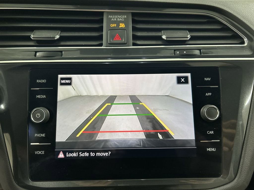 Used 2019 Volkswagen Tiguan SEL AWD/4WD image 15