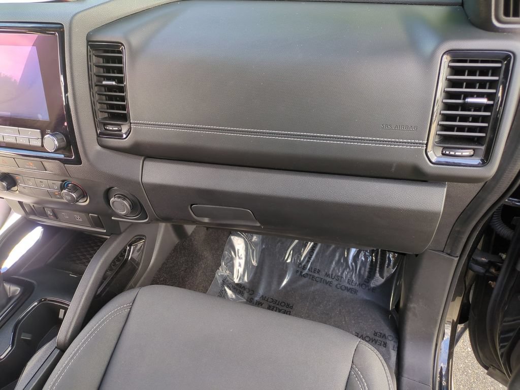 Used 2023 Nissan Frontier SV w/ Midnight Edition Package AWD/4WD image 18