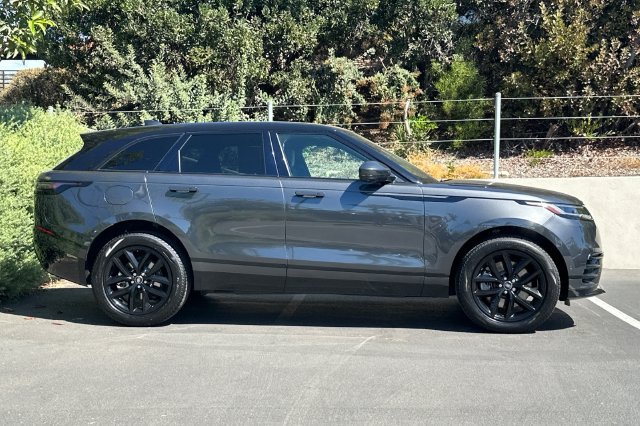Used 2026 Land Rover Range Rover Velar Dynamic SE AWD/4WD image 6