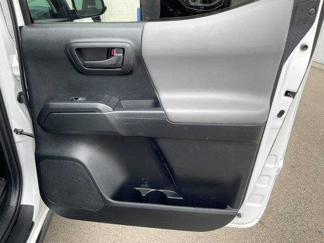 Used 2023 Toyota Tacoma SR AWD/4WD image 32