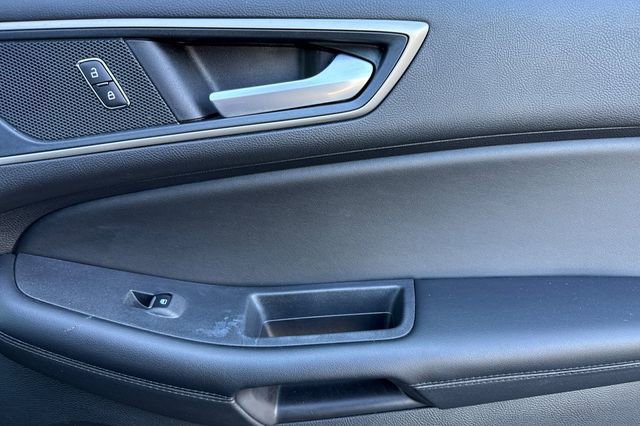 Used 2024 Ford Edge SEL image 21