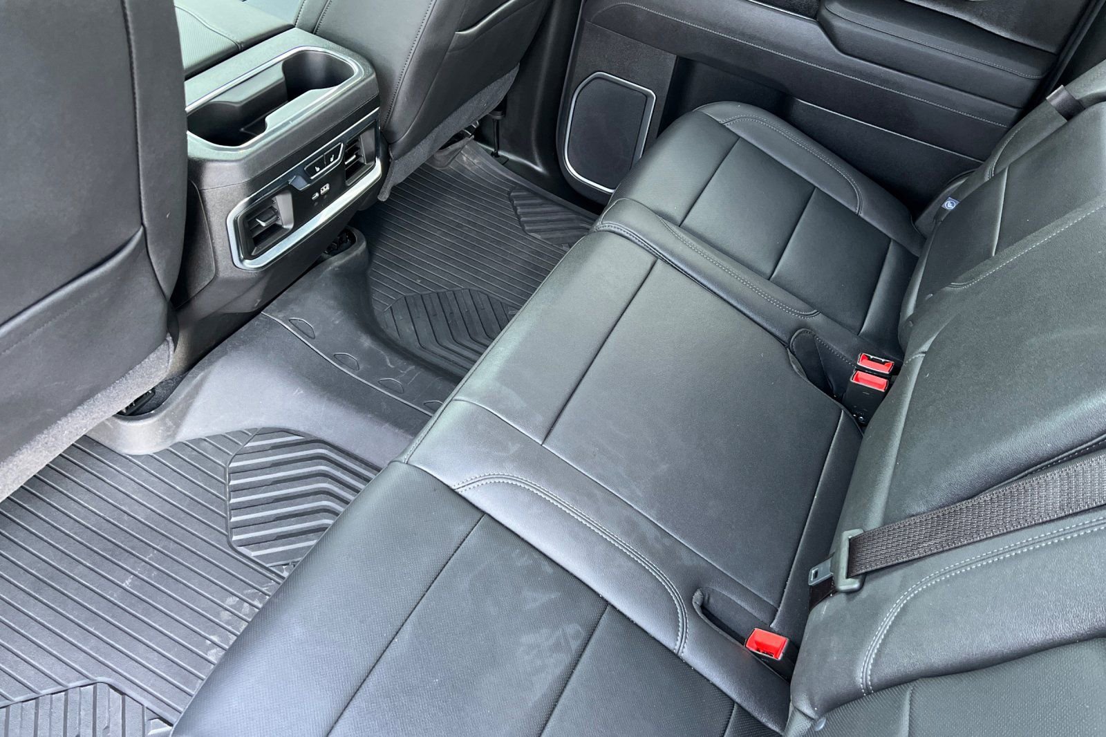 Used 2026 Chevrolet Silverado 3500 LTZ w/ LTZ Plus Package image 13