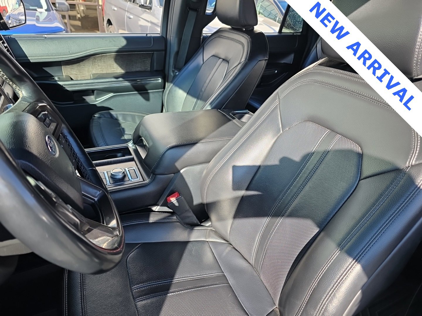Used 2021 Ford Expedition Max Limited image 9