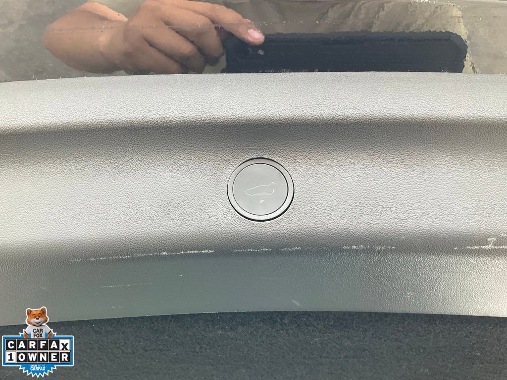Used 2024 Tesla Model Y Long Range image 11