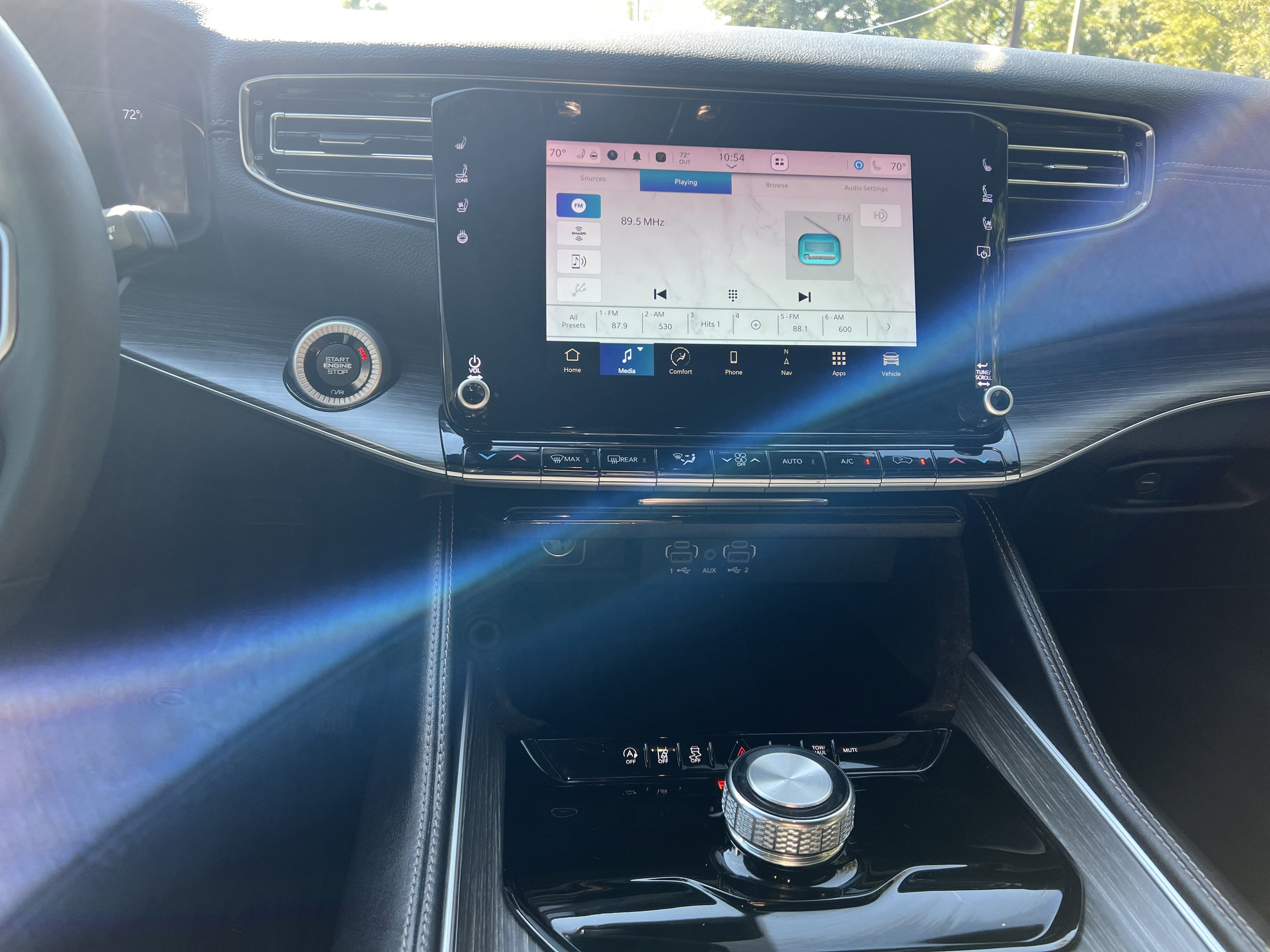 Used 2023 Jeep Wagoneer Series III w/ Preferred Equipment Group image 27