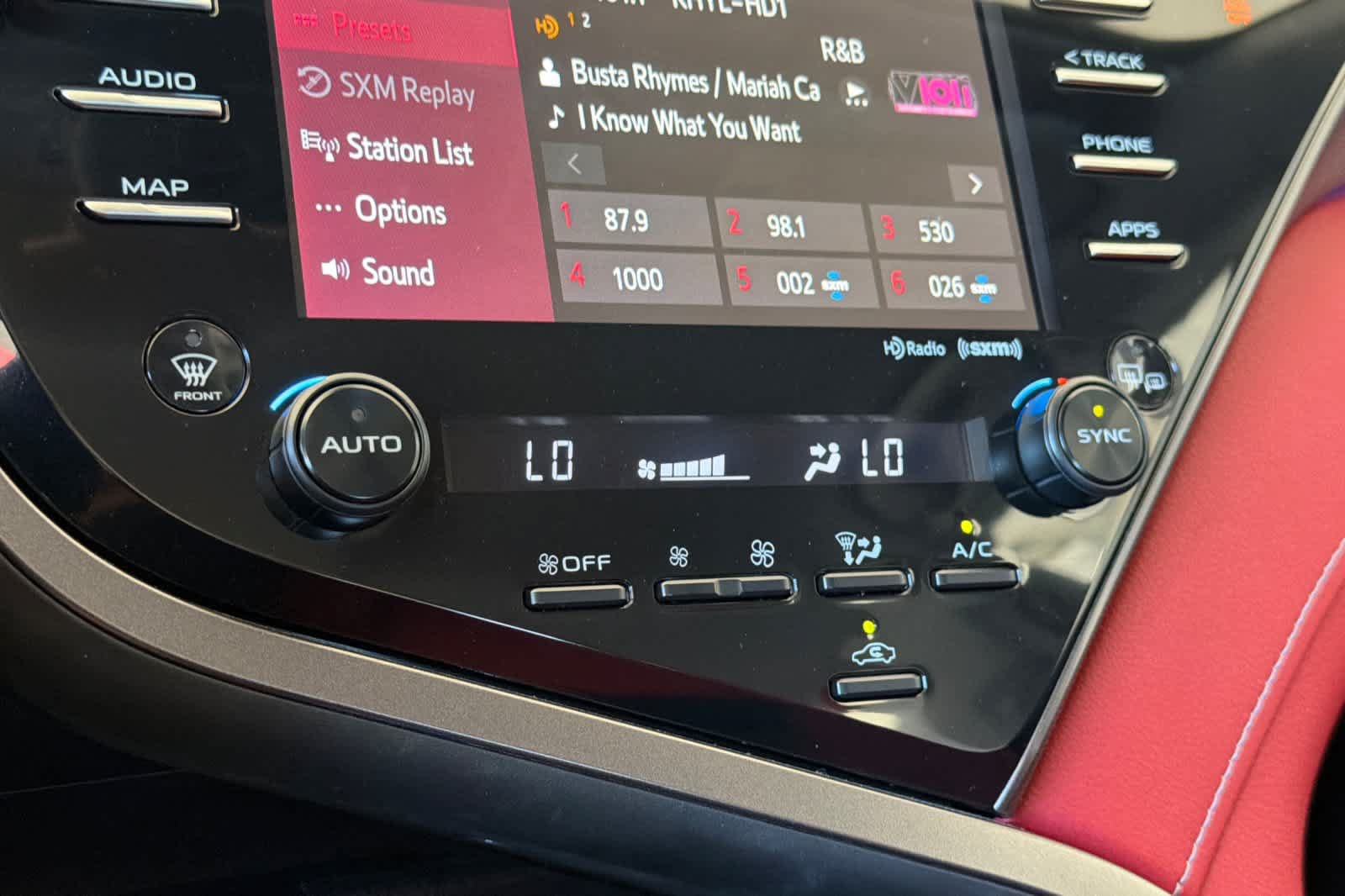 Used 2020 Toyota Camry XSE FWD image 20