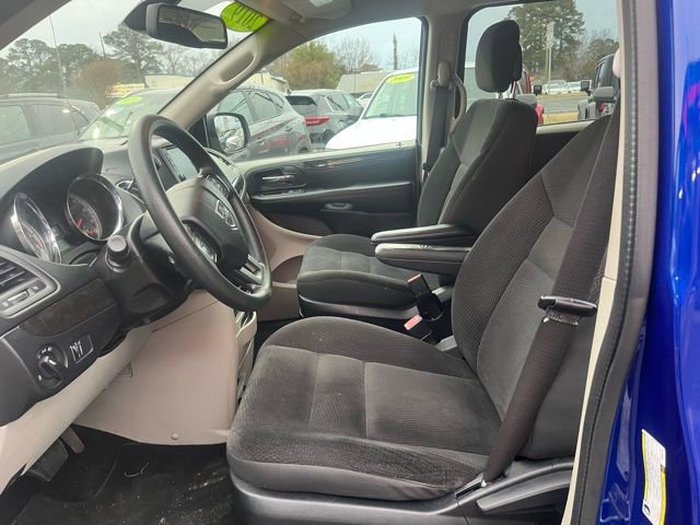 Used 2019 Dodge Grand Caravan SE image 9
