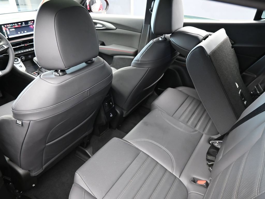 Used 2024 Dodge Hornet GT image 35