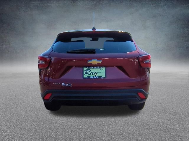 Certified 2024 Chevrolet Trax LS w/ LS Convenience Package image 8