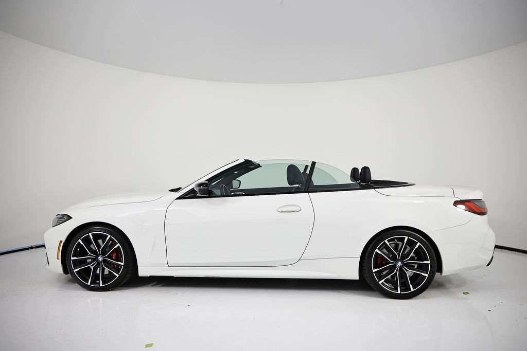 Used 2022 BMW M440i Convertible w/ Premium Package image 2