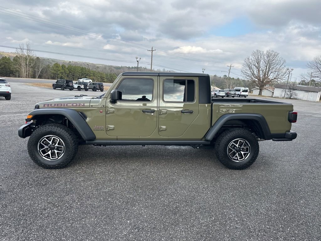 Used 2025 Jeep Gladiator Rubicon w/ Convenience Group image 4