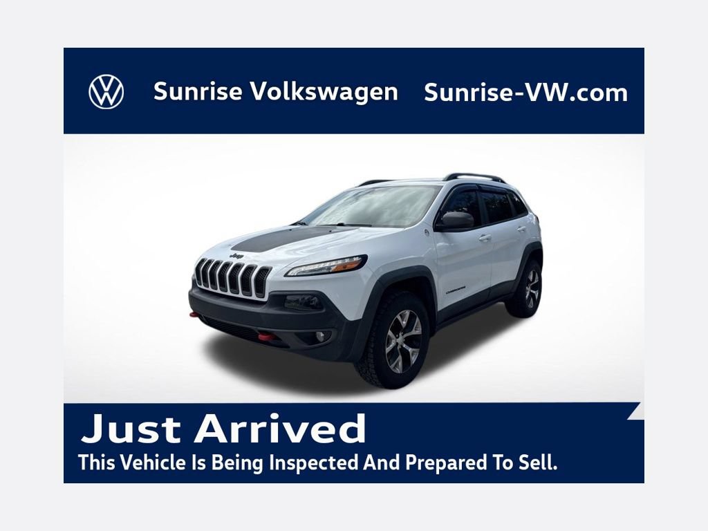 Used 2017 Jeep Cherokee Trailhawk w/ Trailer Tow Group