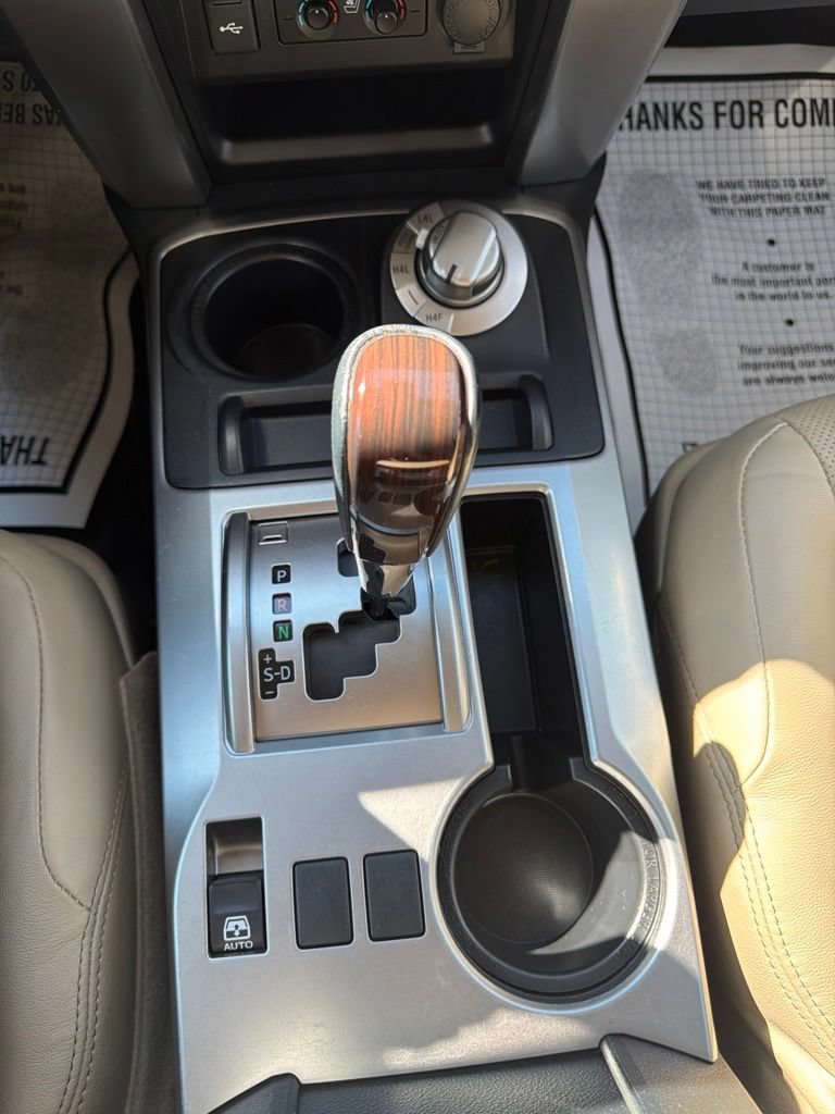 Used 2023 Toyota 4Runner Limited AWD/4WD image 31