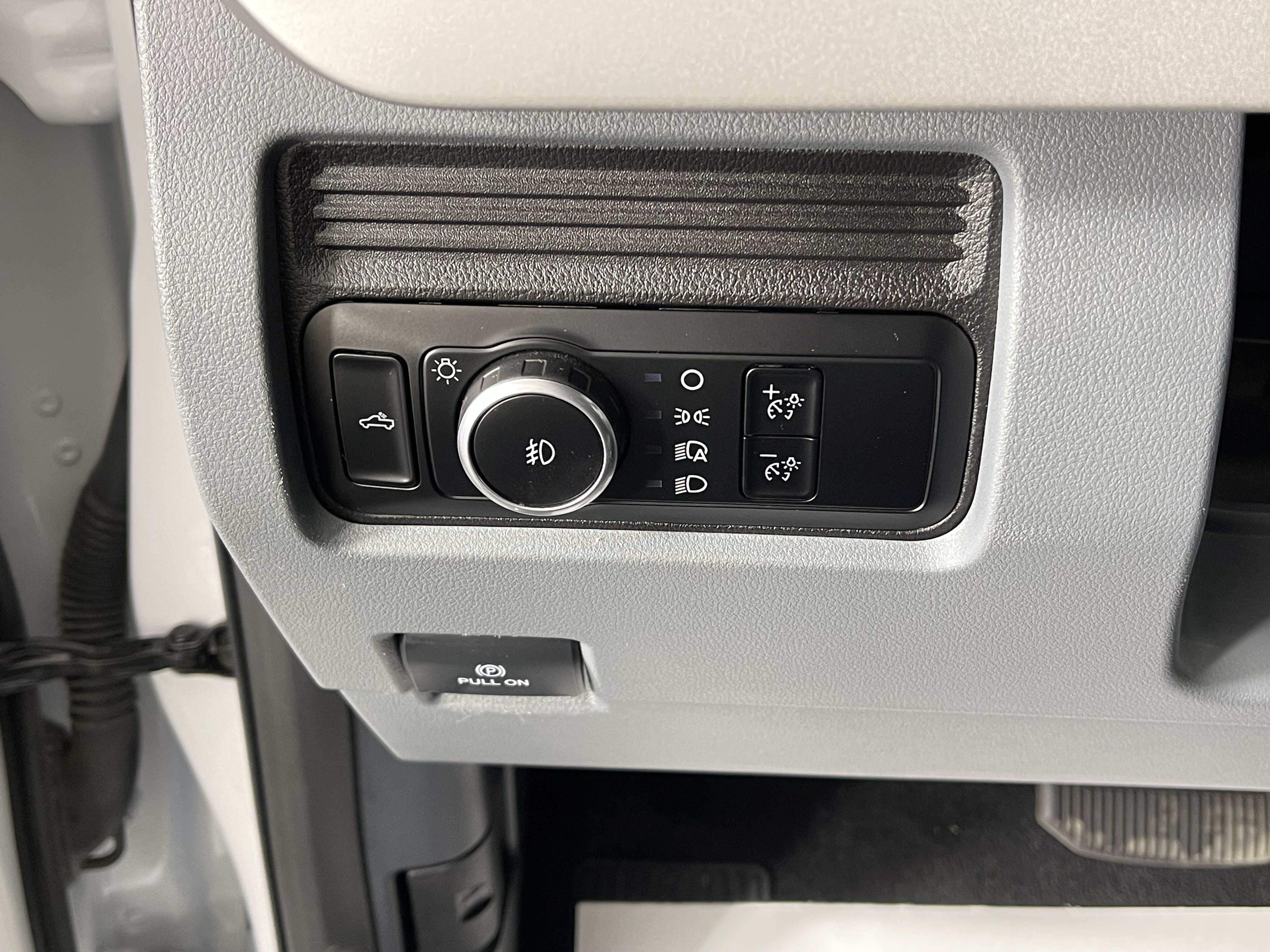 Certified 2024 Ford F250 XLT w/ 360-Degree Camera Package AWD/4WD image 20