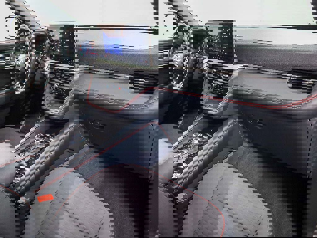 Certified 2025 Ford Explorer ST-Line image 21